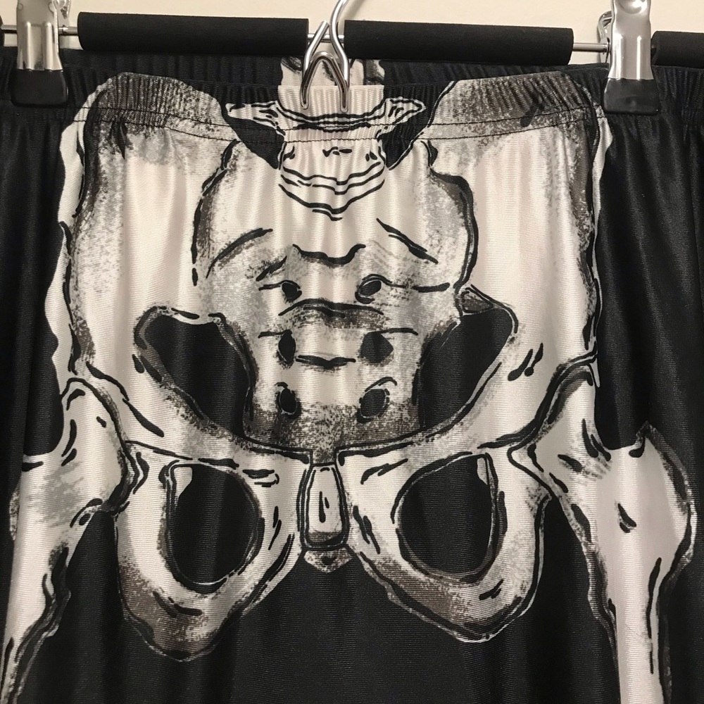 Skelton legging